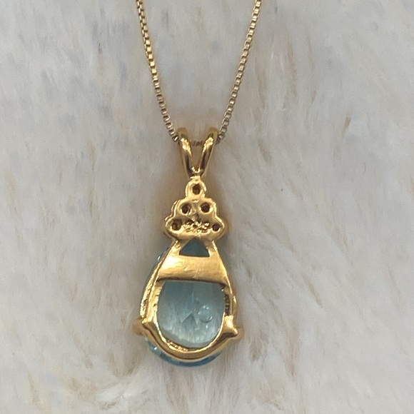 Pear Topaz Pendant - Picture 4 of 7